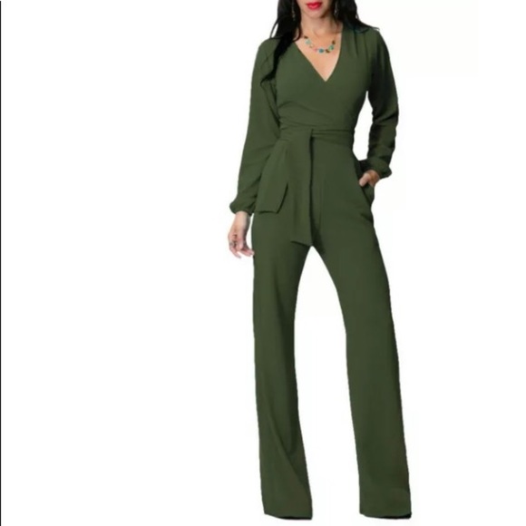 Pants - Jumpsuit long sleeve ,army green . Wide legs.